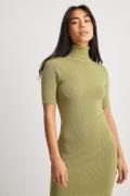 NA-KD Finstrikket minikjole med turtleneck - Green