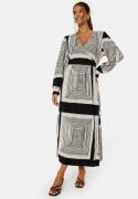 Object Collectors Item Tobina L/S Wrap Dress Black Det: White 38