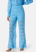 YAS Yaslarisso HW Lace Pants Blue XS