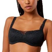 Triumph BH Body Make-Up Illusion Lace Balconette Svart D 85 Dame