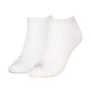 Calvin Klein Strømper 2P Shiny Logo Sneaker Socks Hvit Str 39/42 Dame