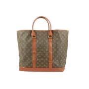 Coated Canvas LV Vesker