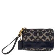 Pre-owned Bla Canvas Coach Clutch