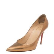 Pre-owned Gull skinn Christian Louboutin haeler