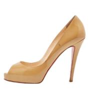 Pre-owned Beige skinn Christian Louboutin haeler