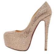 Pre-owned Rosa semsket skinn Christian Louboutin haeler