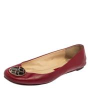 Pre-owned Rodt skinn Carolina Herrera Flats