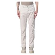 Forbedre din denimstil med Slim-Fit Jeans