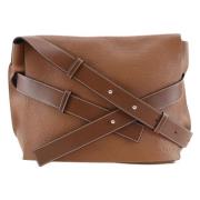 Pre-owned Leather shoulder-bags