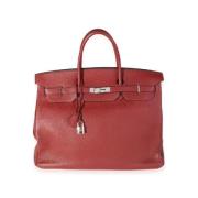 Pre-owned Leather handbags