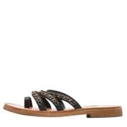 Pre-owned Leather sandals