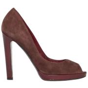 Pre-owned Suede heels