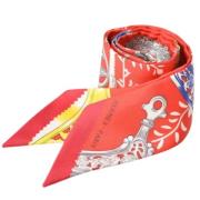 Pre-owned Silk scarves