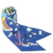 Pre-owned Silk scarves