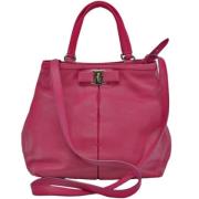 Pre-owned Fabric handbags