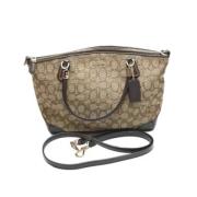 Pre-owned Fabric handbags