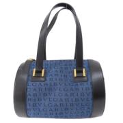 Pre-owned Fabric handbags