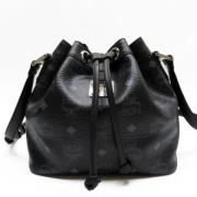 Pre-owned Leather handbags