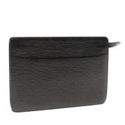 Pre-owned Leather clutches