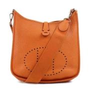 Pre-owned Leather shoulder-bags