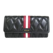 Pre-owned Leather wallets