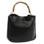 Pre-owned Leather handbags