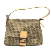 Pre-owned Leather fendi-bags