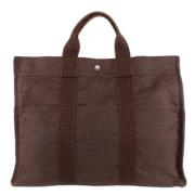 Pre-owned Canvas totes