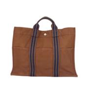 Pre-owned Canvas handbags