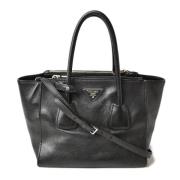 Pre-owned Leather prada-bags