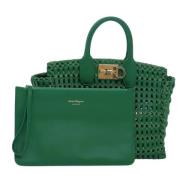 Pre-owned Leather handbags