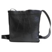 Pre-owned Leather shoulder-bags