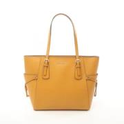 Pre-owned Leather handbags