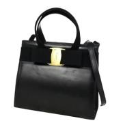 Pre-owned Leather handbags