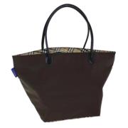 Pre-owned Nylon handbags