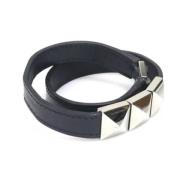 Pre-owned Leather bracelets