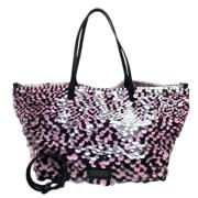 Pre-owned Fabric handbags