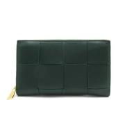 Pre-owned Leather wallets