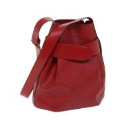 Pre-owned Leather shoulder-bags