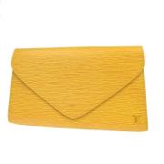 Pre-owned Leather clutches