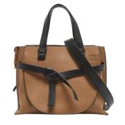 Pre-owned Leather shoulder-bags