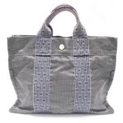 Pre-owned Canvas handbags