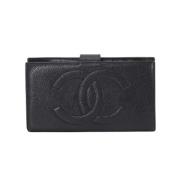 Pre-owned Leather wallets