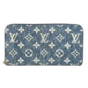 Pre-owned Fabric wallets