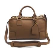 Pre-owned Leather handbags