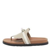 Pre-owned Leather sandals