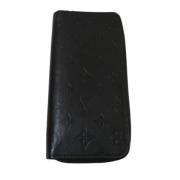 Pre-owned Leather wallets