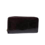 Pre-owned Leather wallets