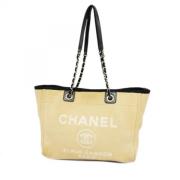 Pre-owned Canvas chanel-bags