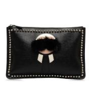 Pre-owned Leather clutches